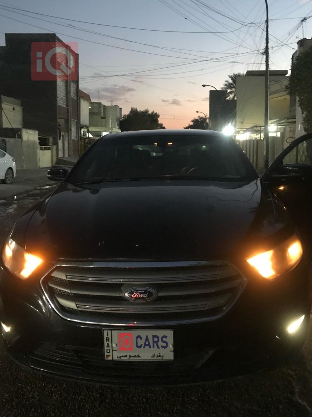فورد تورس